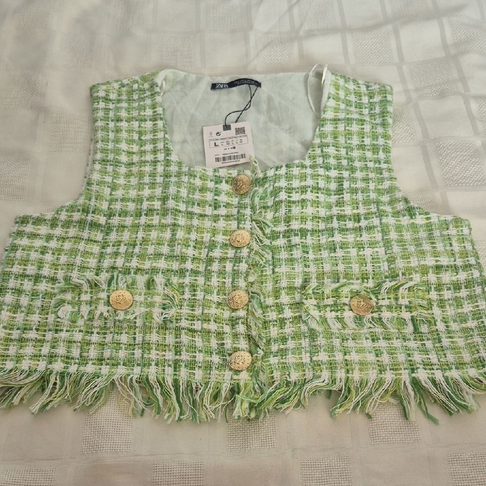 Zara Green and White Tweed Buttoned Blouse - Picture 16 of 16